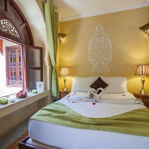Habitación con Cama King